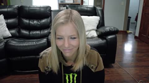 Samantha - Sammie online show from 02-19-25, 01:28