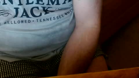 Snapshot of arnie12 chatting on 06-17-26, 12:07 Arnie online show from 06-17-26, 12:07