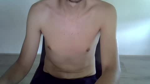 Snapshot of arnoanro chatting on 06-23-26, 03:32 arnoanro online show from 06-23-26, 03:32