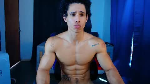 Snapshot of arnold_black69 chatting on 07-06-26, 03:58 arnold black online show from 07-06-26, 03:58