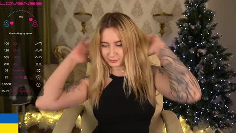 AROLINA online show from 12-19-24, 03:51