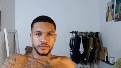 Snapshot of aron_7 chatting on 12-27-24, 07:40 aron_7 online show from 12-27-24, 07:40