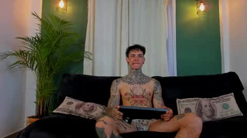 Snapshot of aron_ford chatting on 05-28-26, 10:29 Aron ford online show from 05-28-26, 10:29