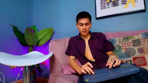 aron_pulse online show from 04-17-26, 02:20