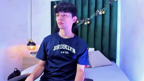 Aron online show from 12-21-25, 03:13