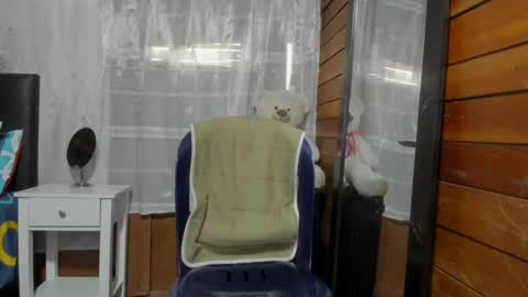 Aron G Franco online show from 02-12-25, 08:18