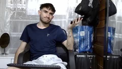 Aron G Franco online show from 09-12-25, 04:51