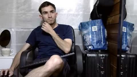 Aron G Franco online show from 11-06-25, 05:03