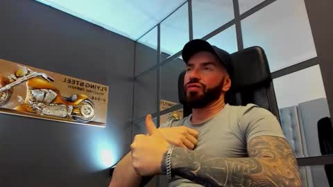 Snapshot of arongrant chatting on 01-17-26, 10:31 AronGrant online show from 01-17-26, 10:31