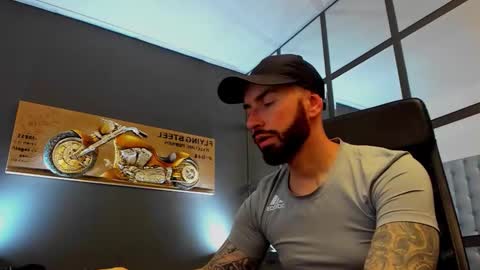 Snapshot of arongrant chatting on 01-18-26, 10:30 AronGrant online show from 01-18-26, 10:30