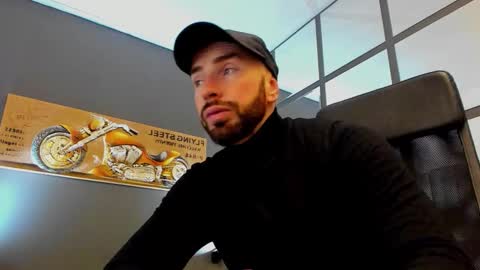 Snapshot of arongrant chatting on 02-10-26, 09:02 AronGrant online show from 02-10-26, 09:02