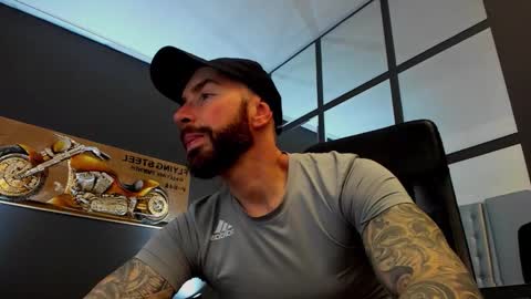 Snapshot of arongrant chatting on 02-26-26, 09:19 AronGrant online show from 02-26-26, 09:19