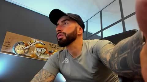 Snapshot of arongrant chatting on 02-27-26, 10:48 AronGrant online show from 02-27-26, 10:48