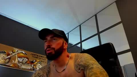 Snapshot of arongrant chatting on 07-03-26, 09:27 AronGrant online show from 07-03-26, 09:27