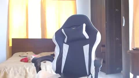 aronmiller online show from 12-25-24, 07:02