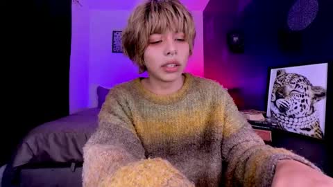 Snapshot of aronn_44 chatting on 06-02-26, 04:58 Aaron online show from 06-02-26, 04:58