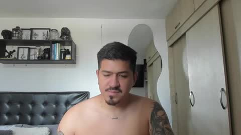 ARON  Independent model  online show from 01-07-26, 08:22