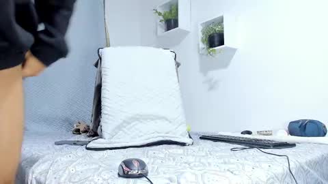 Snapshot of aronxx_ chatting on 02-19-25, 09:50 BLACK FRIDAY 55 OFF ON MY ONLYFANS. online show from 02-19-25, 09:50