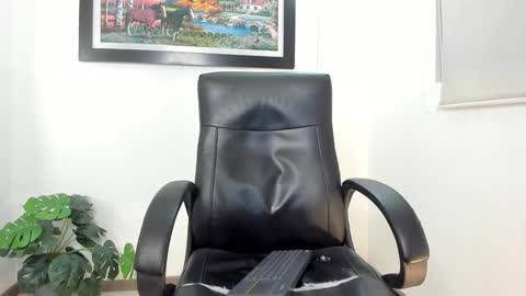   online show from 02-09-25, 02:06