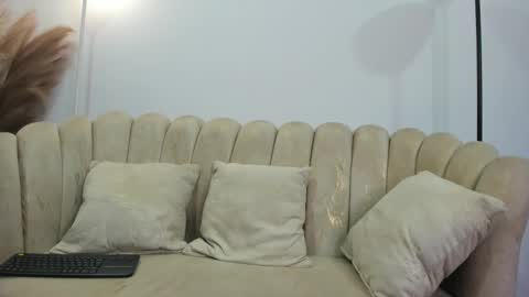   online show from 10-28-25, 12:03