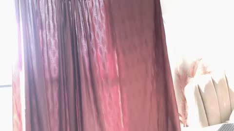 Snapshot of aroon_connor chatting on 07-17-26, 09:52 online show from 07-17-26, 09:52