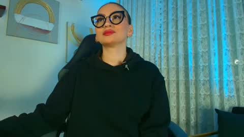    online show from 09-22-25, 08:11