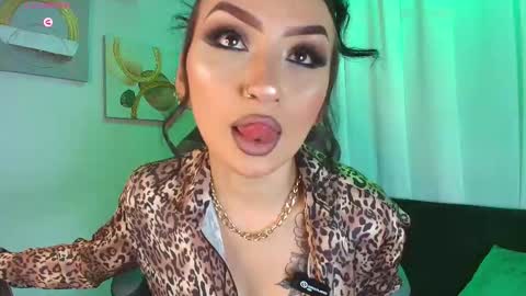    online show from 10-18-25, 08:31