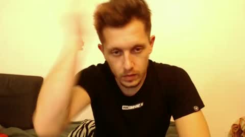 Snapshot of arromwilliam90 chatting on 01-24-25, 01:13 arromwilliam90 online show from 01-24-25, 01:13