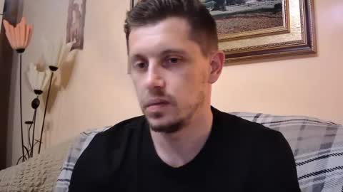 Snapshot of arromwilliam90 chatting on 06-19-26, 04:17 arromwilliam90 online show from 06-19-26, 04:17