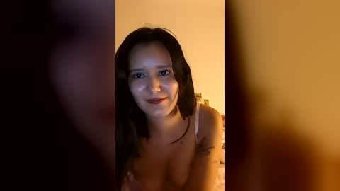 Snapshot of arrosemoi chatting on 07-20-26, 08:44 arrosemoi online show from 07-20-26, 08:44