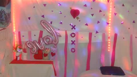 Snapshot of artdiente_sex chatting on 02-11-25, 11:43 Nathy online show from 02-11-25, 11:43