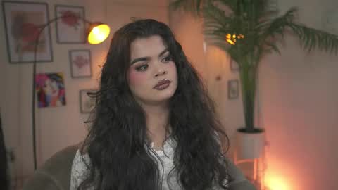 Chloe  online show from 11-29-25, 01:30