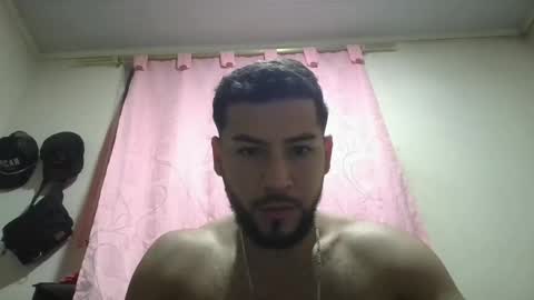 arthur1718 online show from 11-05-25, 02:33