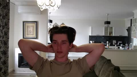 Snapshot of arthur__king chatting on 05-08-26, 02:11 Arthur online show from 05-08-26, 02:11