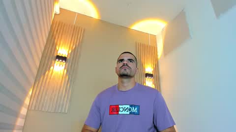 arthur_howard online show from 12-22-25, 03:47