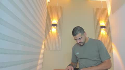 arthur_howard online show from 01-06-26, 03:43