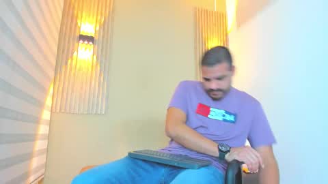 arthur_howard online show from 01-13-26, 03:56