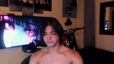 Snapshot of arthur_hunter chatting on 05-03-26, 12:27 I AM HERE online show from 05-03-26, 12:27