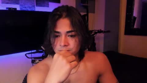 Snapshot of arthur_hunter chatting on 06-16-26, 10:34 I AM HERE online show from 06-16-26, 10:34