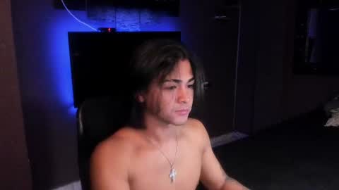 Snapshot of arthur_hunter chatting on 08-02-26, 01:15 I AM HERE online show from 08-02-26, 01:15