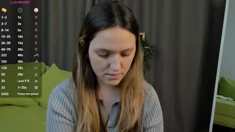 Sara online show from 10-15-25, 07:25