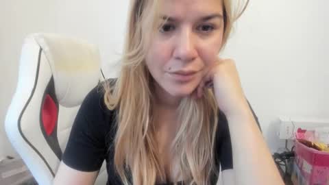 MIA online show from 11-08-25, 09:09