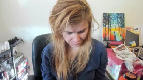 MIA online show from 12-18-25, 11:38