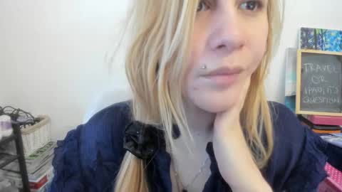 MIA online show from 01-10-26, 11:23