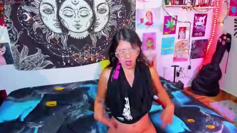 Isabella Cherry online show from 05-21-26, 03:24