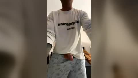 Snapshot of arunboy81 chatting on 06-15-26, 03:14 Lucash413 online show from 06-15-26, 03:14