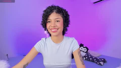 Ariana and Kelsieh online show from 11-18-25, 09:52