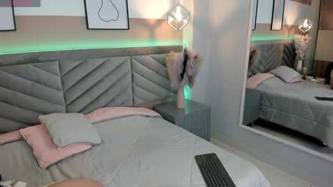 ARY THOMPSON online show from 01-29-25, 08:14