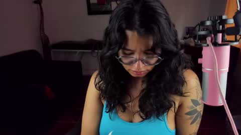 Snapshot of arya_miller chatting on 06-23-26, 02:37 Arya Miller online show from 06-23-26, 02:37