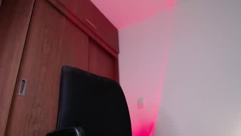 Snapshot of arygreey7 chatting on 05-14-26, 12:06 ximena online show from 05-14-26, 12:06